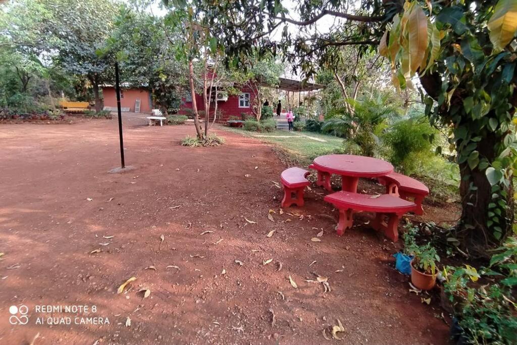 Lobville Homestay Karjat Exterior foto